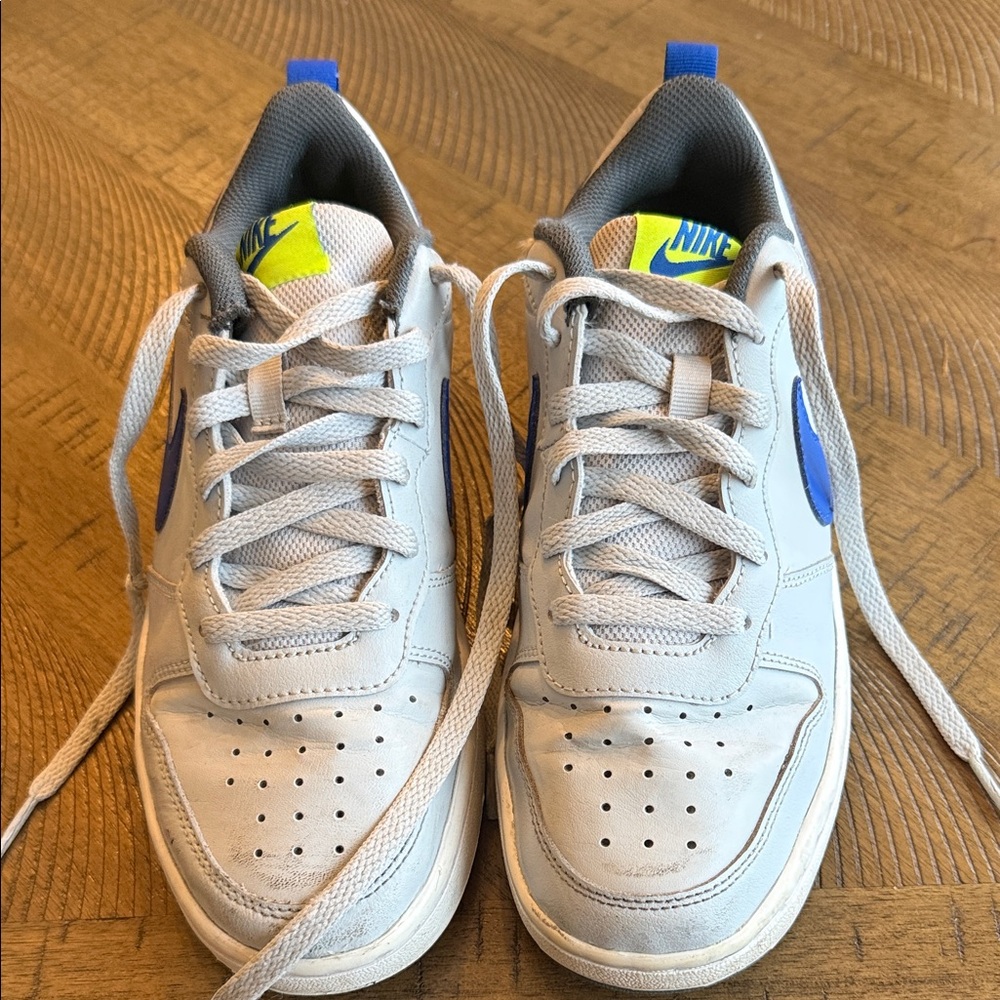 Nike Grey Sneakers with Blue Accents